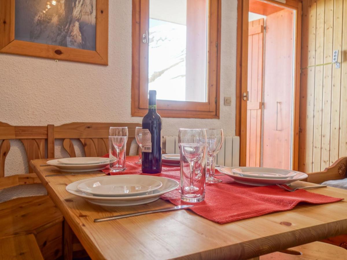 Apartment La Divaria - Le Lac-3 By Interhome Тин Екстериор снимка