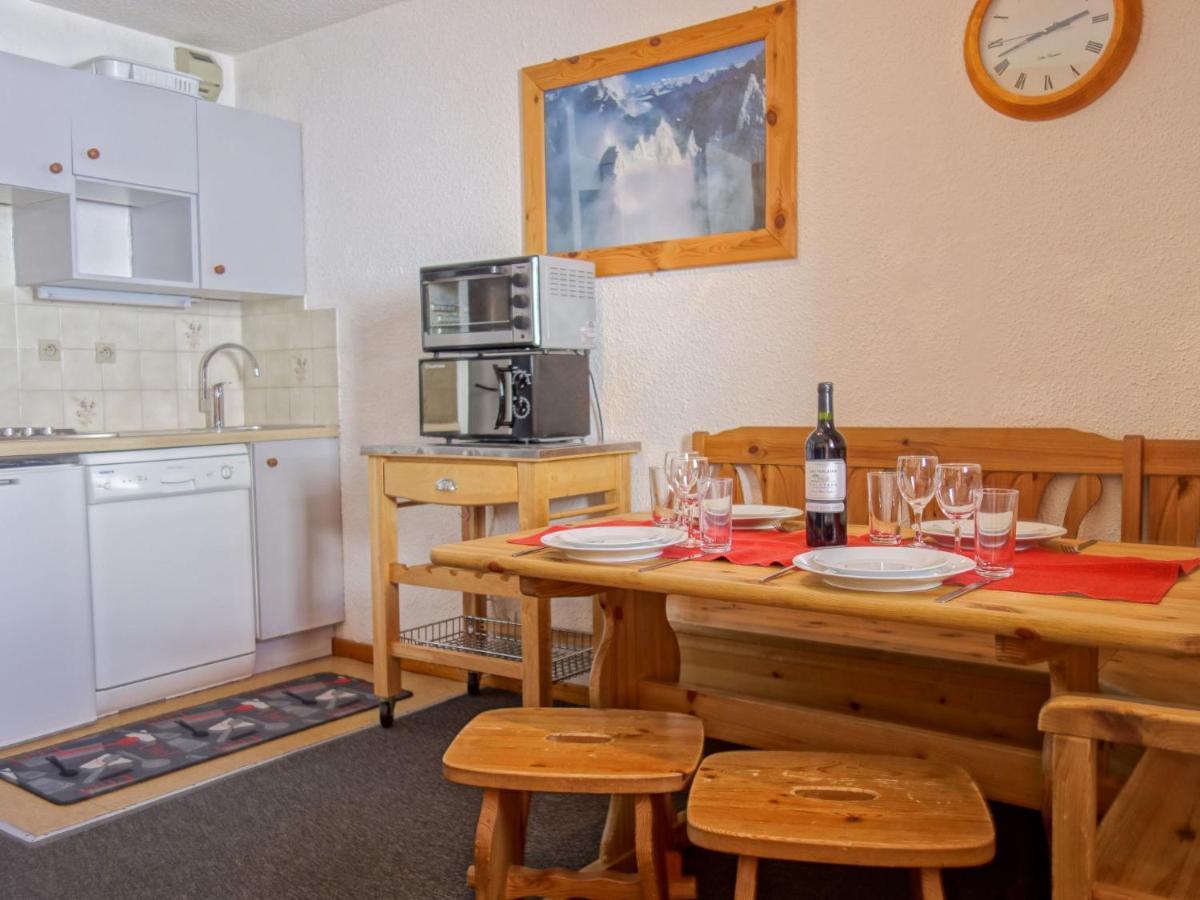 Apartment La Divaria - Le Lac-3 By Interhome Тин Екстериор снимка
